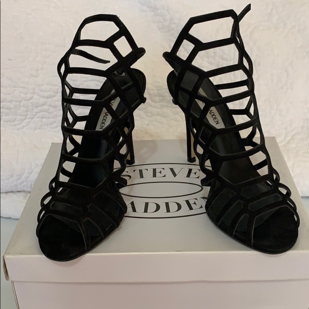 Steve Madden nubuck booties